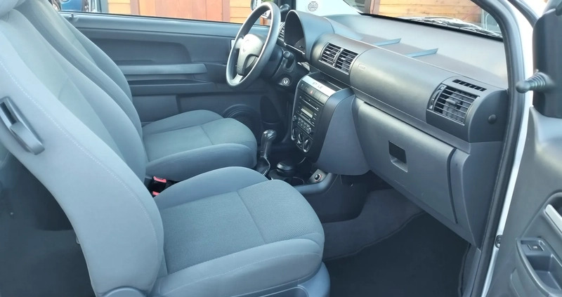 Volkswagen Fox cena 9900 przebieg: 157344, rok produkcji 2010 z Radłów małe 352
